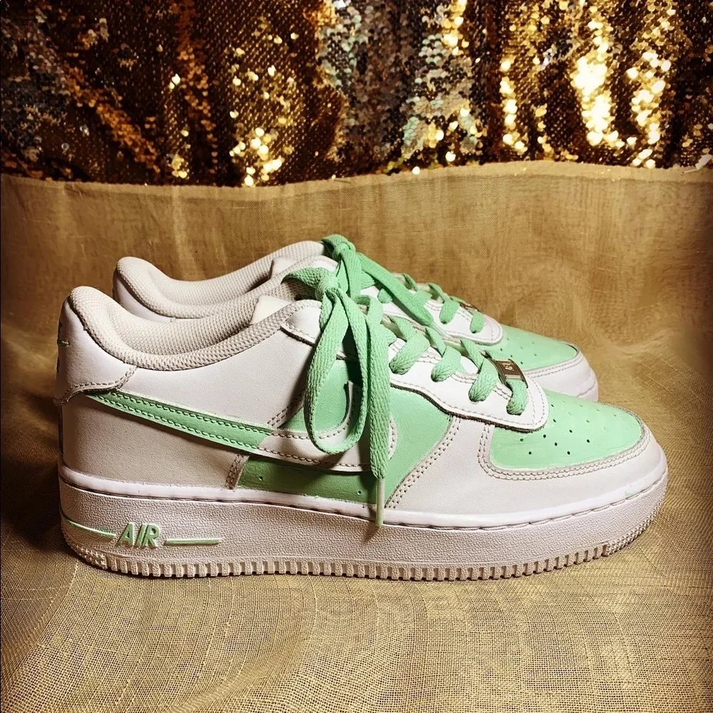 Air Force 1 Custom Mint Sneakers